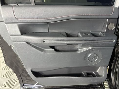 Used 2022 Ford Expedition Max Limited AWD/4WD image 24