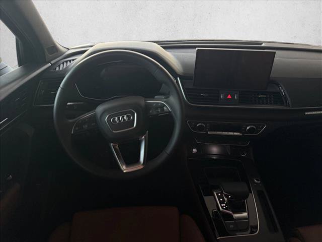 Used 2024 Audi Q5 2.0T Premium Plus AWD/4WD image 11