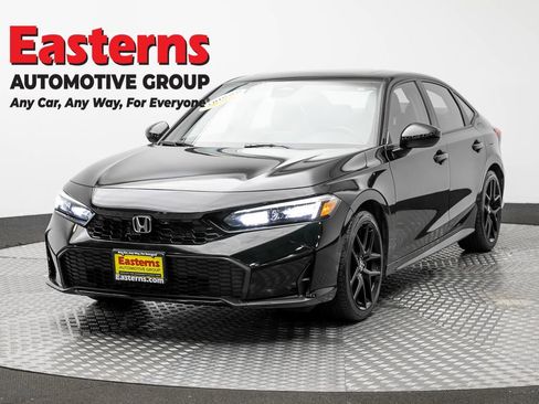 Used 2025 Honda Civic Sport image 1
