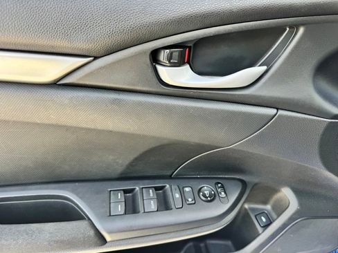 Used 2019 Honda Civic LX image 12