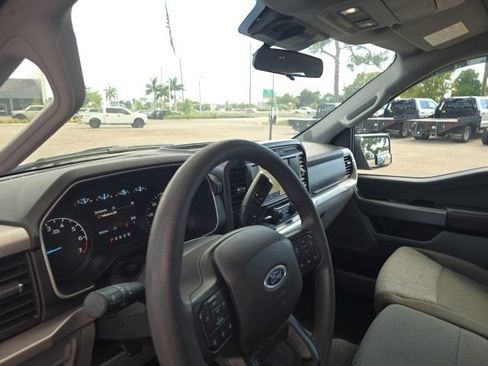 Used 2023 Ford F150 XLT RWD image 8