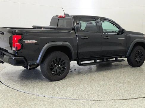 Used 2026 Chevrolet Colorado Trail Boss AWD/4WD image 7