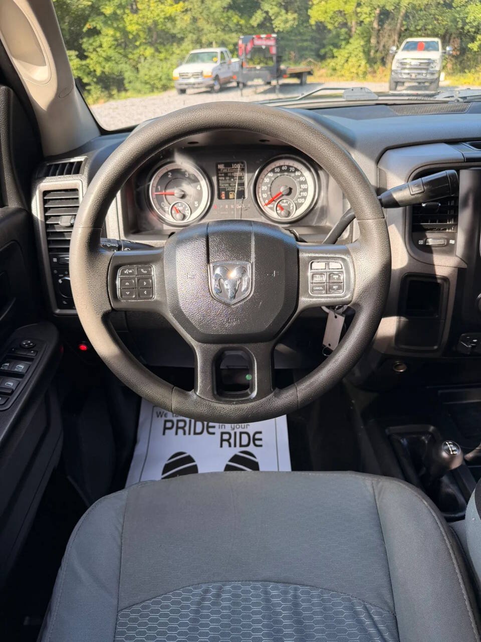 Used 2018 RAM 3500 Tradesman w/ Chrome Appearance Group AWD/4WD image 16