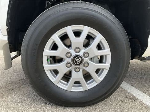 Used 2025 Toyota Tacoma SR w/ SR Upgrade Package image 11