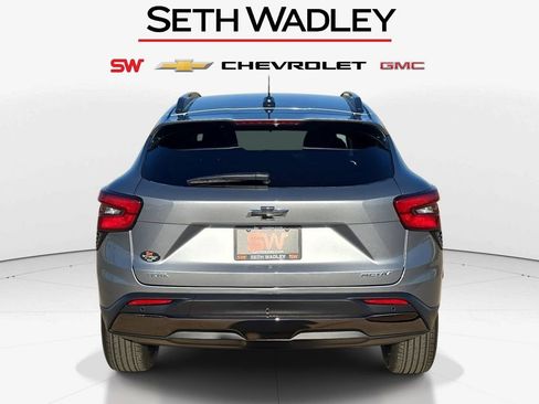 New 2026 Chevrolet Trax ACTIV w/ Driver Confidence Package FWD image 7
