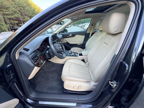 Used 2019 Audi A4 2.0T Premium FWD image 9