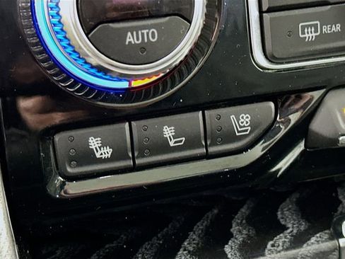 Used 2021 GMC Yukon Denali w/ Denali Ultimate Package image 30