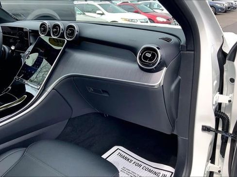 Used 2026 Mercedes-Benz GLC 300 4MATIC image 15