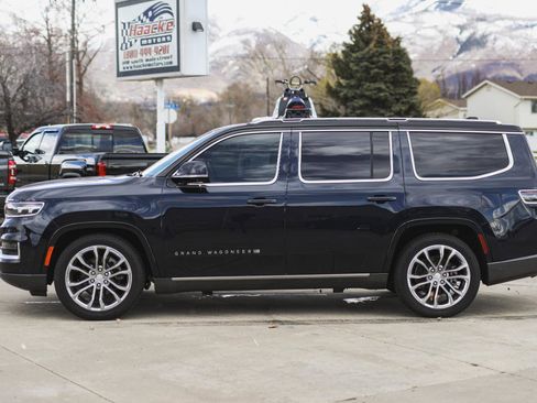 Used 2022 Jeep Grand Wagoneer Series II w/ Flexible Seating Group image 70