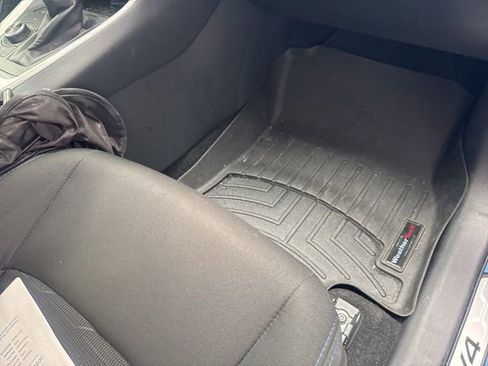 Used 2024 Toyota RAV4 SE image 12