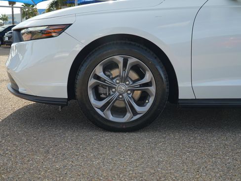 Used 2024 Honda Accord EX image 12