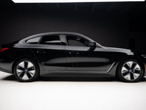 Used 2023 BMW i4 eDrive40 w/ Premium Package image 33