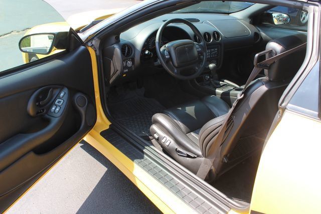 Used 2002 Pontiac Firebird Trans Am RWD image 26