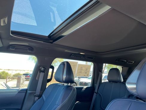 Certified 2026 INFINITI QX80 4WD w/ Sport Exterior Package image 28