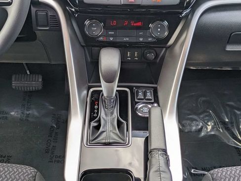 New 2026 Mitsubishi Eclipse Cross LE AWD/4WD image 19