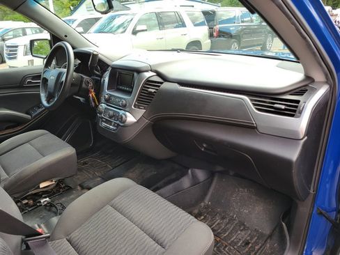 Used 2017 Chevrolet Tahoe 4WD w/ Remote Keyless Entry Package image 25