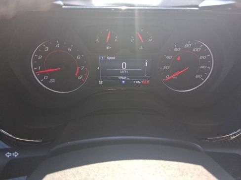 Used 2019 Chevrolet Camaro LT w/ RS Package image 31