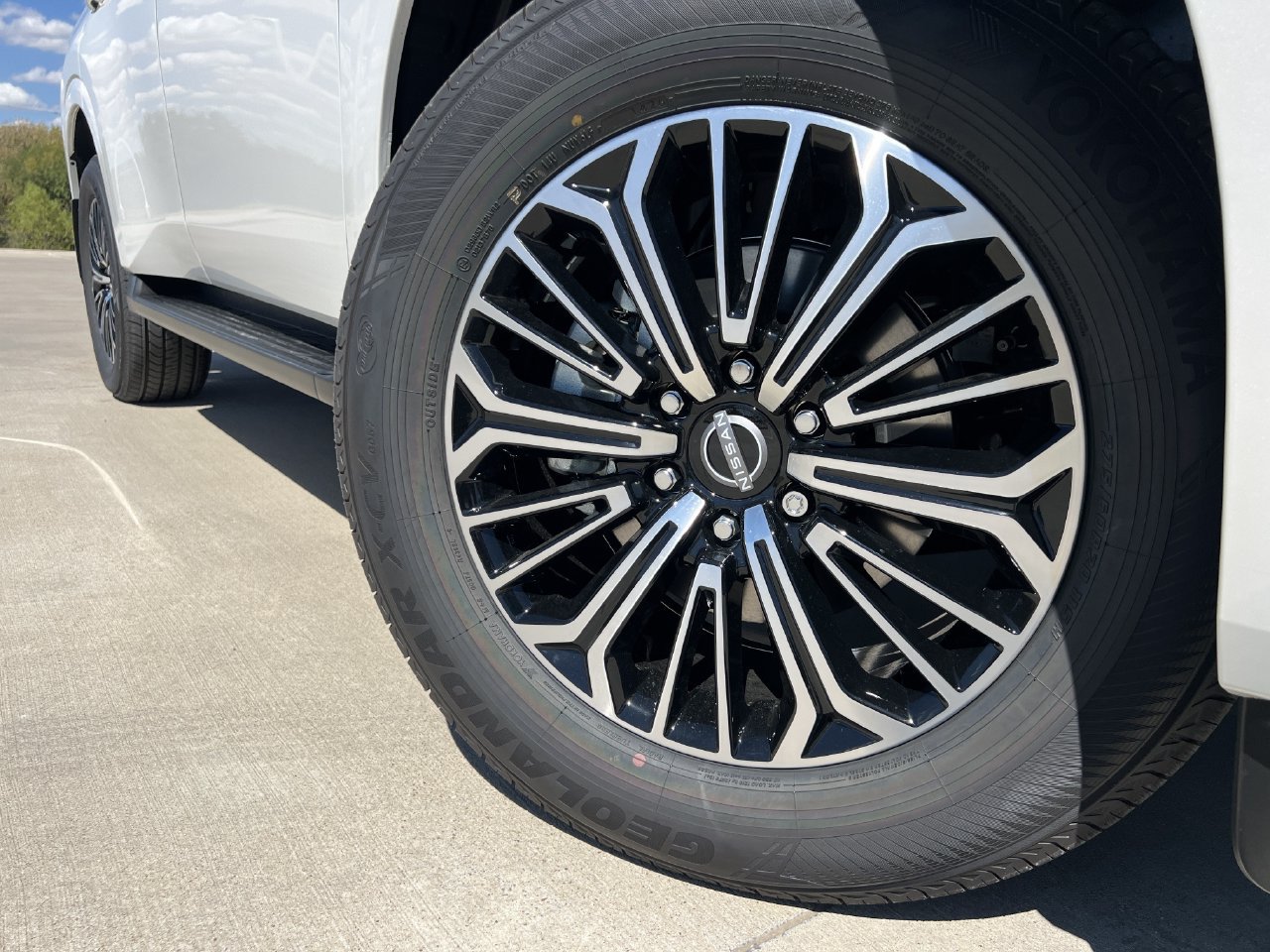 New 2026 Nissan Armada SL RWD image 6