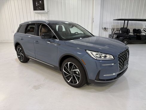 Used 2024 Lincoln Corsair Reserve w/ Equipment Group 201A AWD/4WD image 7