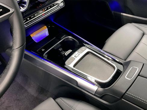 New 2026 Mercedes-Benz GLB 250 4MATIC image 7