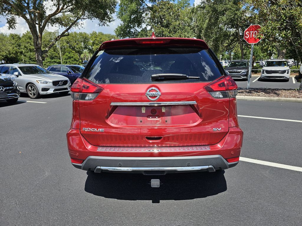 Used 2019 Nissan Rogue SV FWD image 4