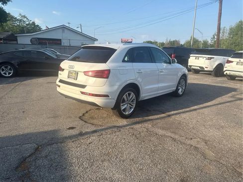 Used 2017 Audi Q3 2.0T Premium Plus w/ Premium Plus Package FWD image 5