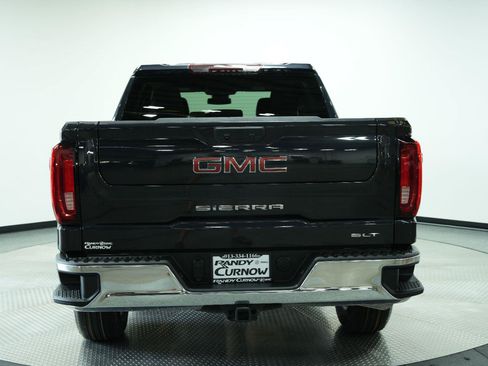 Used 2025 GMC Sierra 1500 SLT AWD/4WD image 8