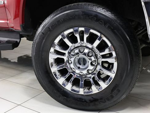Used 2022 Ford F250 Lariat w/ Lariat Ultimate Package AWD/4WD image 13