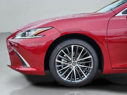 New 2025 Lexus ES 350 w/ Premium Package image 6