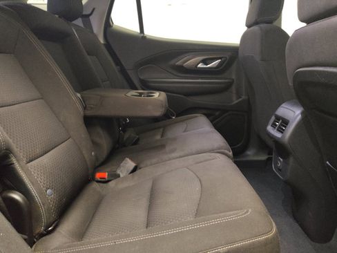 Used 2024 GMC Terrain SLE w/ Driver Convenience Package FWD image 19