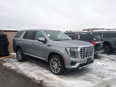 Used 2025 GMC Yukon Denali image 4