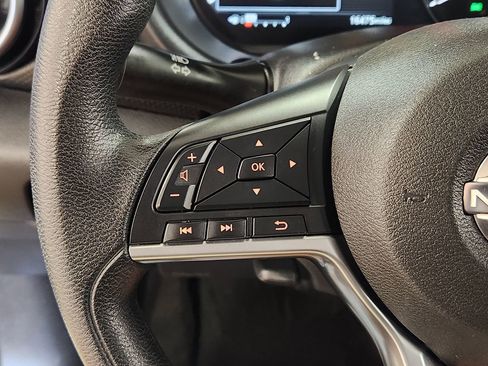 Used 2023 Nissan Kicks SV image 47