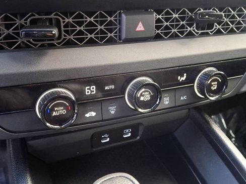 Used 2023 Honda Accord LX image 15