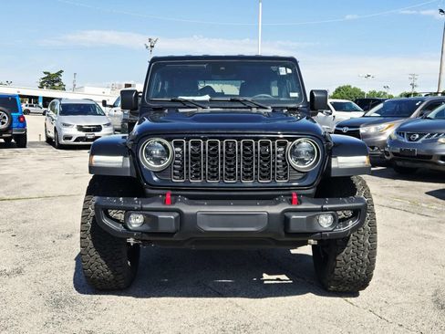 Used 2024 Jeep Wrangler Unlimited Rubicon AWD/4WD image 8