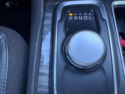 Used 2018 Chrysler 300 Touring w/ Touring-L Group AWD/4WD image 20