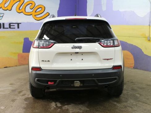 Used 2019 Jeep Cherokee Trailhawk w/ Comfort & Convenience Group AWD/4WD image 7