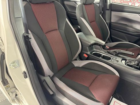 Used 2022 Subaru Impreza 2.0i Sport image 36