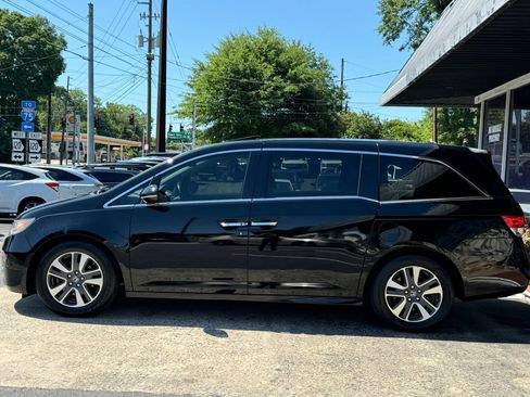 Used 2016 Honda Odyssey Touring image 4