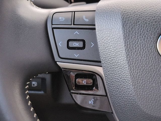 Certified 2025 Toyota Camry SE FWD image 22