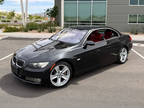 Used 2009 BMW 335i Convertible image 1