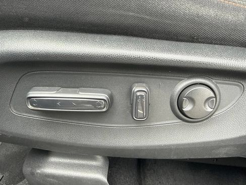 Used 2025 Honda CR-V Sport image 18