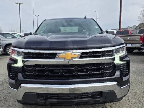 Used 2023 Chevrolet Silverado 1500 LT AWD/4WD image 6