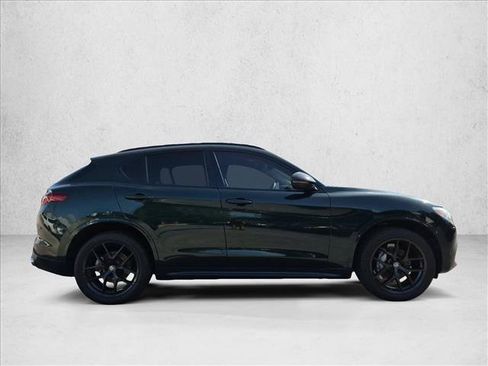 Used 2021 Alfa Romeo Stelvio Ti w/ Nero Edizione AWD/4WD image 4
