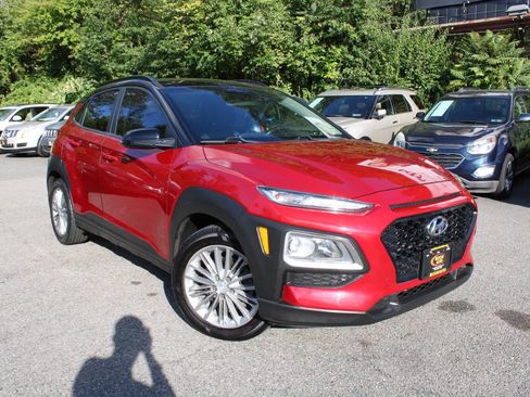 Used 2018 Hyundai Kona SEL image 4
