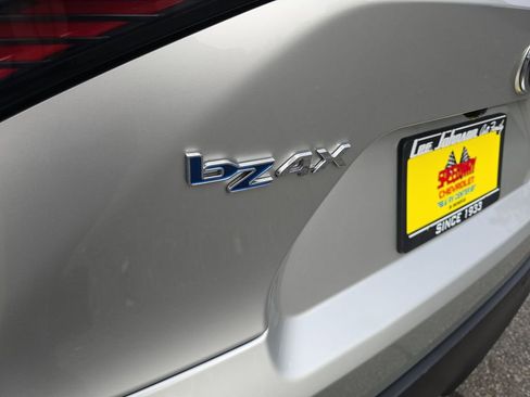 Used 2023 Toyota bZ4X XLE image 35