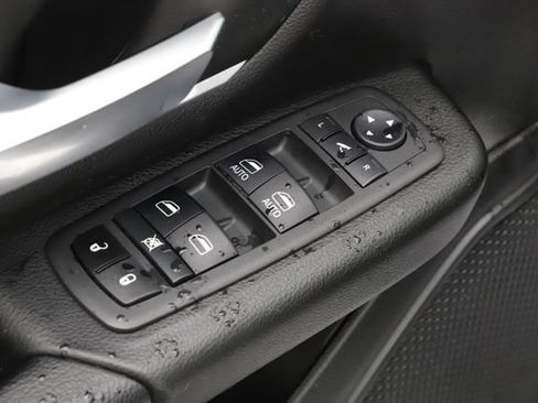 Used 2022 RAM 1500 Big Horn AWD/4WD image 53