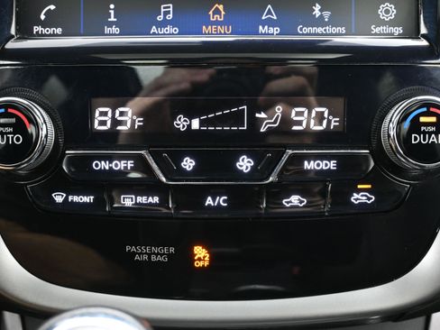 Used 2023 Nissan Murano SL w/ SL Moonroof Package image 17