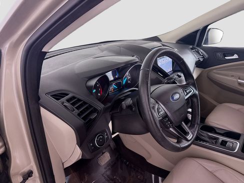 Used 2018 Ford Escape SEL image 22