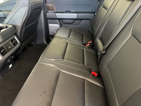 New 2026 Ford F250 Lariat w/ Black Appearance Package image 13