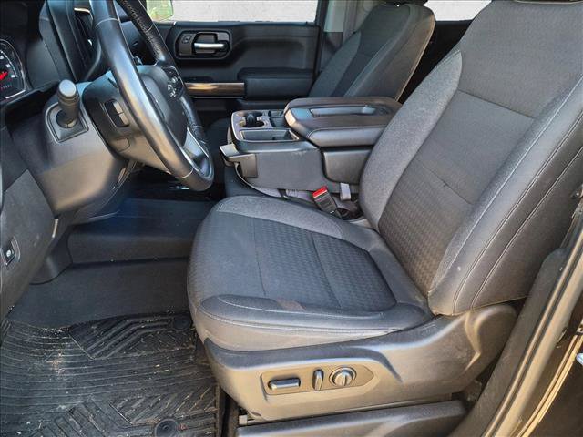 Used 2020 Chevrolet Silverado 1500 RST AWD/4WD image 13